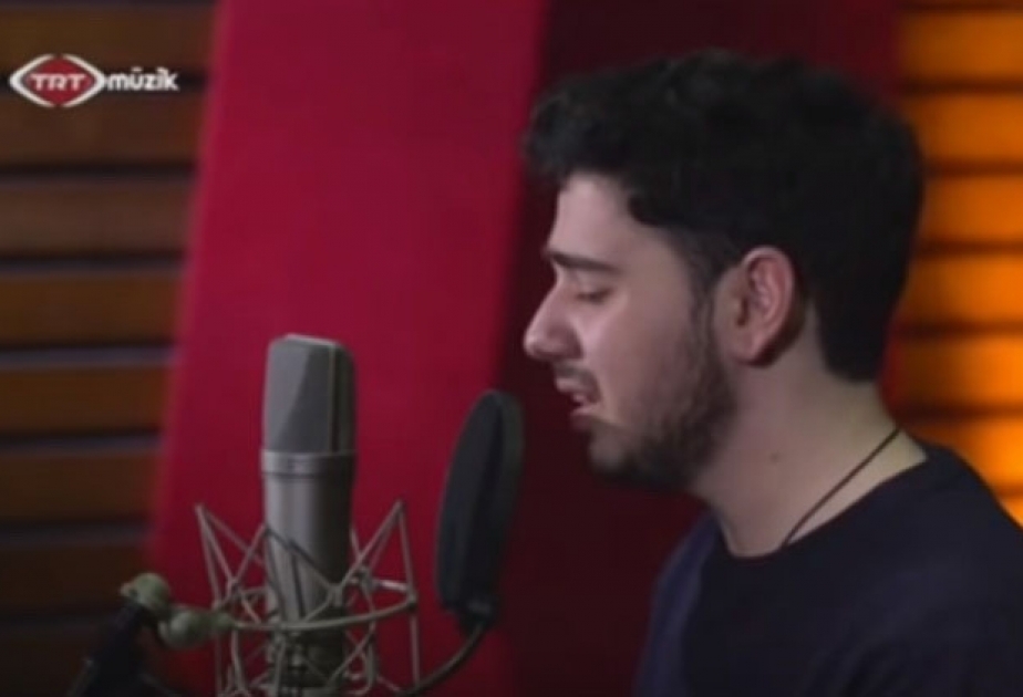 Азербайджанец стал первым на конкурсе вокалистов в Турции
