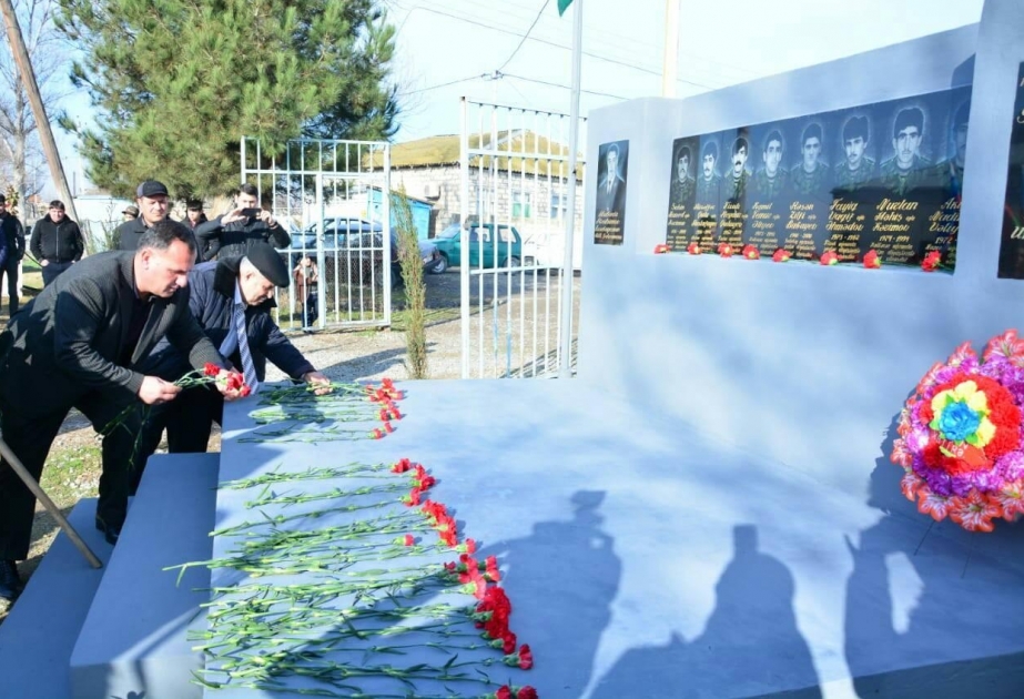 Bərdədə şəhidlərin xatirəsinə ucaldılmış abidə açılıb