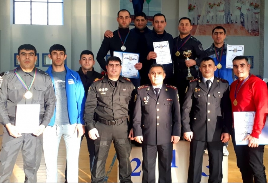 Polis əməkdaşları arasında silahsız özünümüdafiə üzrə yarış keçirilib