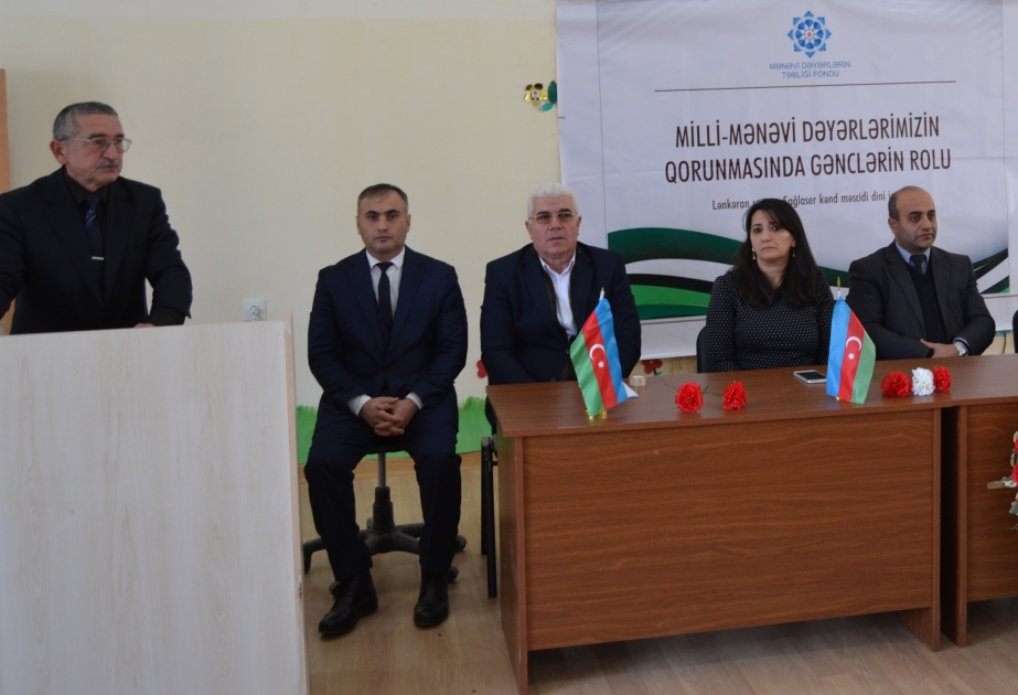 Gənclər arasında milli-mənəvi dəyərlər təbliğ olunur