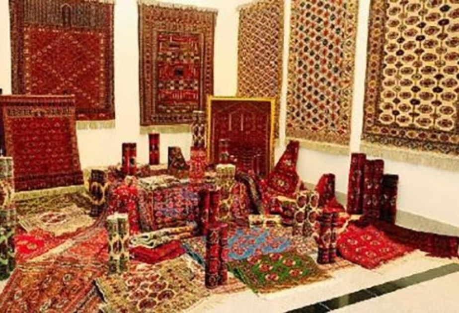 迪拜一年一度的“地毯绿洲” 展览会上展出阿塞拜疆地毯