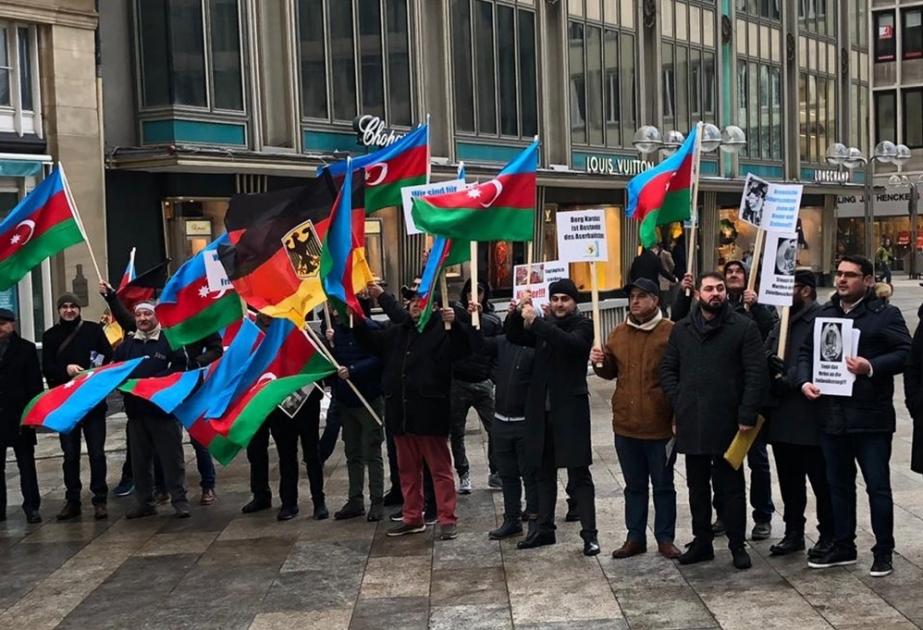 В Германии прошла акция под лозунгом «Азербайджан желает мира и справедливости»