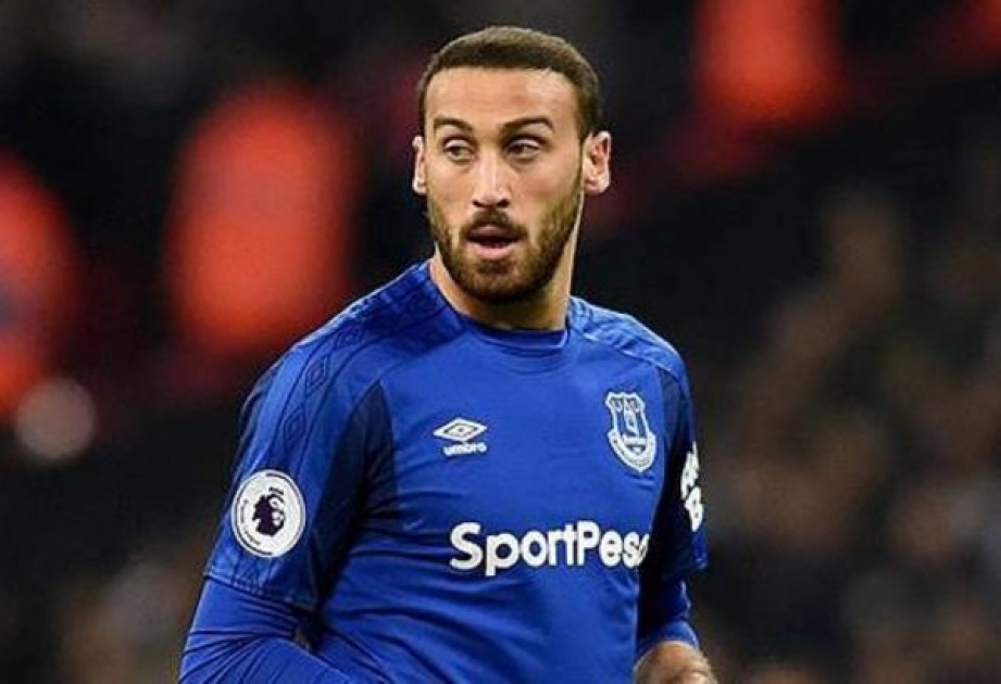 Cenk Tosun "Everton"dan ayrıla bilər