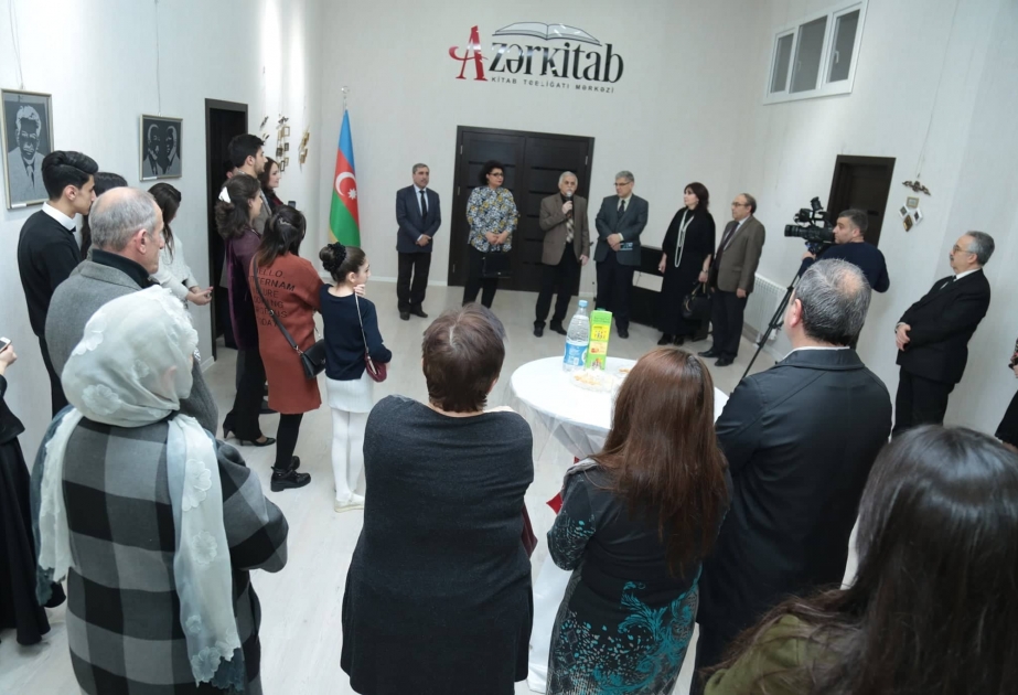 “Mən fəxr edirəm ki, azərbaycanlıyam”- gənc rəssamın ilk fərdi sərgisi belə adlanır