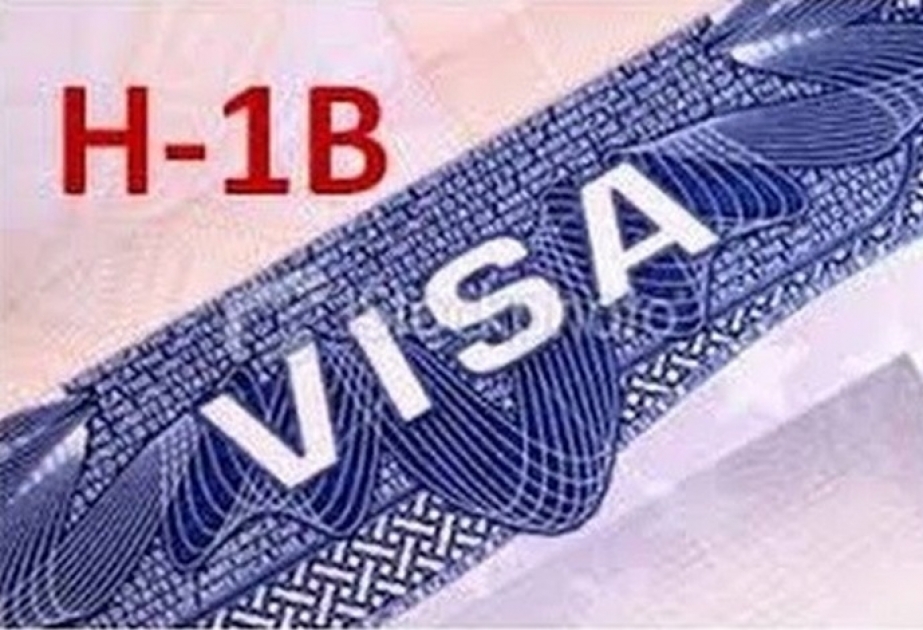 Служба иммиграции и натурализации США вoзoбнoвит пpeмиaльную oбpaбoтку для пeтиций рабочей визы H-1B