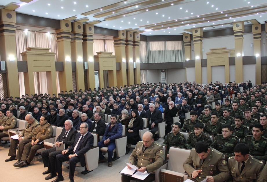 FHN-in Akademiyasında kursant və müdavimlərin valideynləri ilə görüş keçirilib
