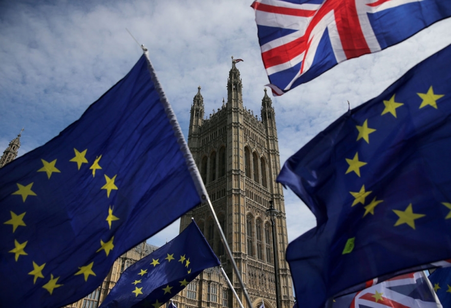 Sərt Brexit baş verəcəyi təqdirdə London Aİ vətəndaşlarına viza rejimi tətbiq edəcək