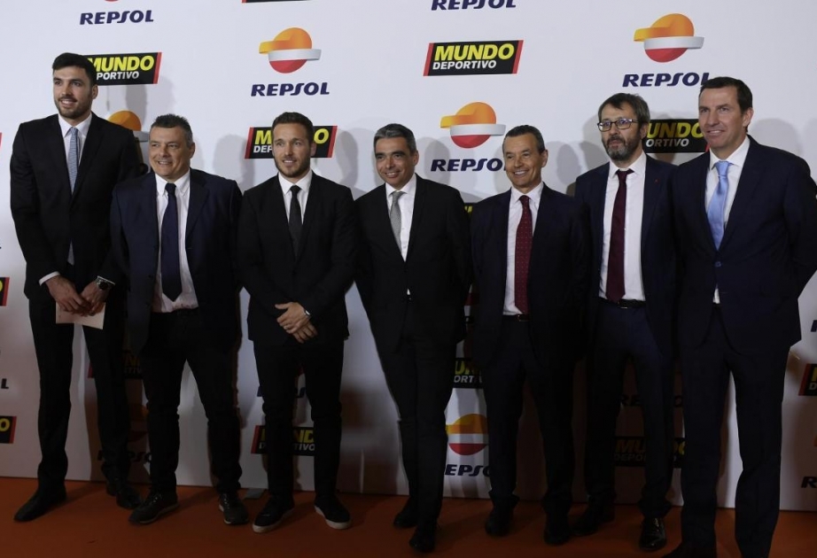 “El Mundo Deportivo” qəzeti Lionel Messini 2017-2018-ci il mövsümünün ən yaxşı futbolçusu seçib