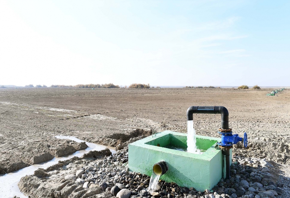 Prezident İlham Əliyev: Son iki ildə hər il 100 min hektar torpağa suyun verilməsini təmin etmişik