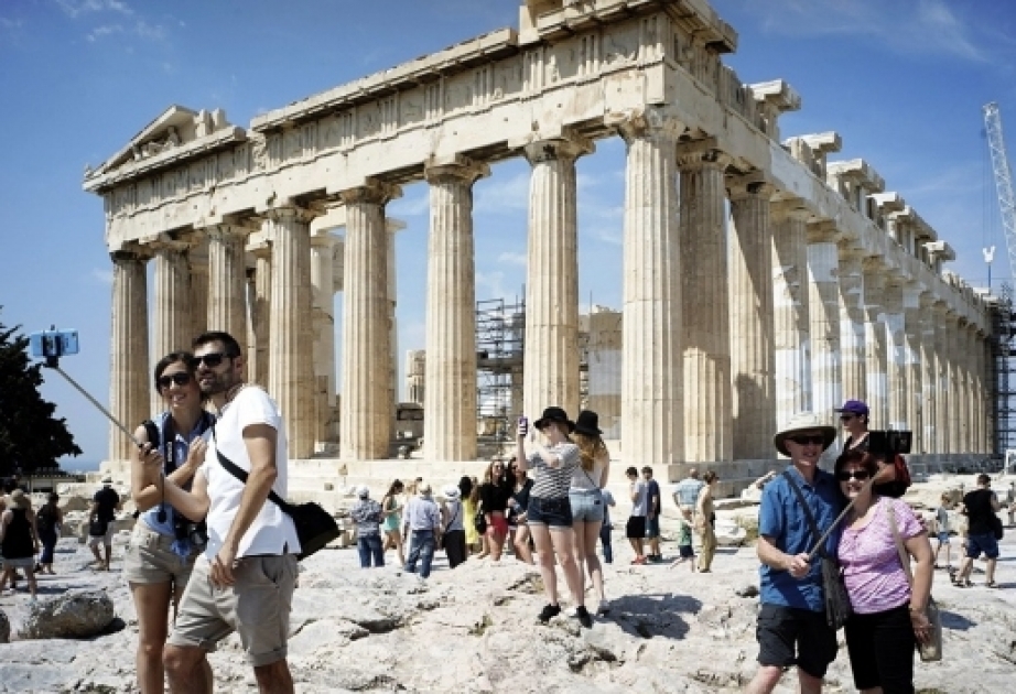Yunanıstan ötən il 33 milyon turist qəbul edib