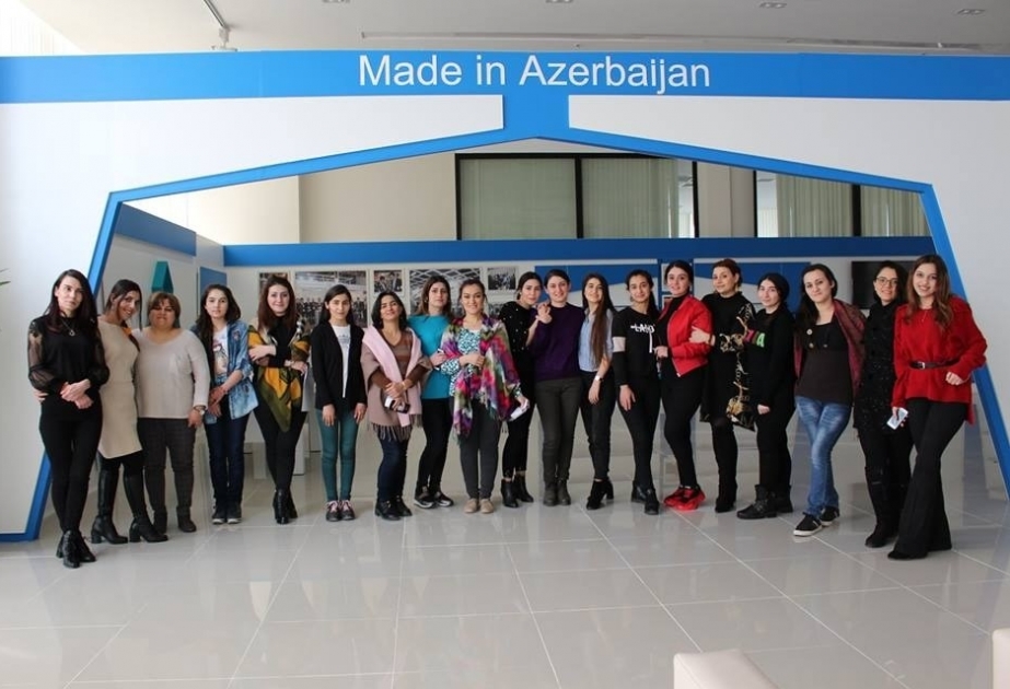 Regionlarda qadınlar üçün sosial sahibkarlıq təlimləri başa çatıb