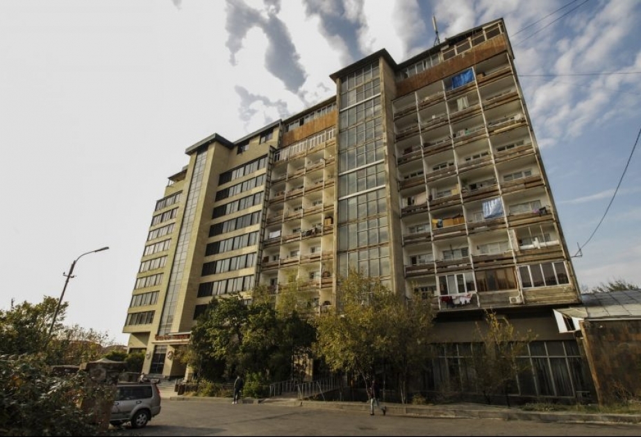 Los armenios que se alojan en el hotel Nairi desde hace 30 años temen exigir al estado nuevas residencias