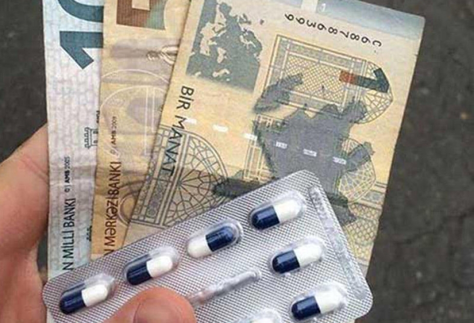 Psixotrop tərkibli dərmanları qanunsuz satmaqda şübhəli bilinən şəxs saxlanılıb