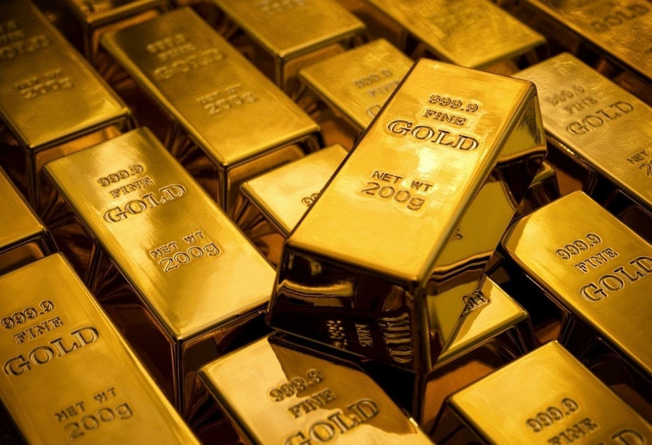 Центробанки мира в 2018 году приобрели рекордное количество золота