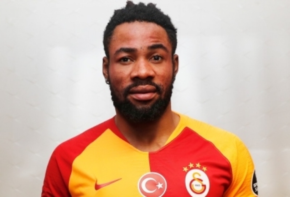 “Qalatasaray” konqolu müdafiəçini icarə əsasında heyətinə cəlb edib