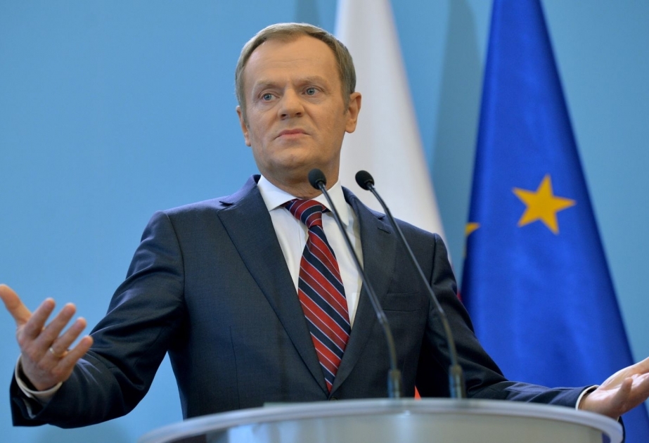 Donald Tusk: Miqrantların axını azalıb