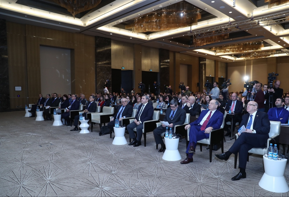 Dünya Xərçəng Gününə həsr olunmuş III Azərbaycan onkologiya və nüvə təbabəti simpoziumu keçirilib  YENİLƏNİB VİDEO