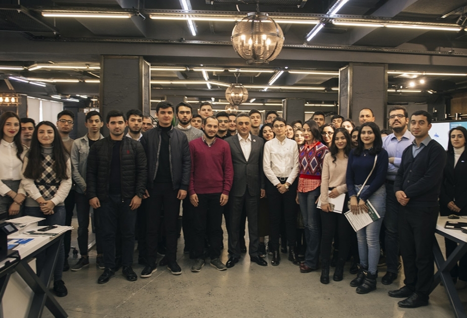 Vəkillər Kollegiyası Avropa Gənc Hüquqşünaslar Assosiasiyası ilə birgə Gənclər Gününü qeyd edib