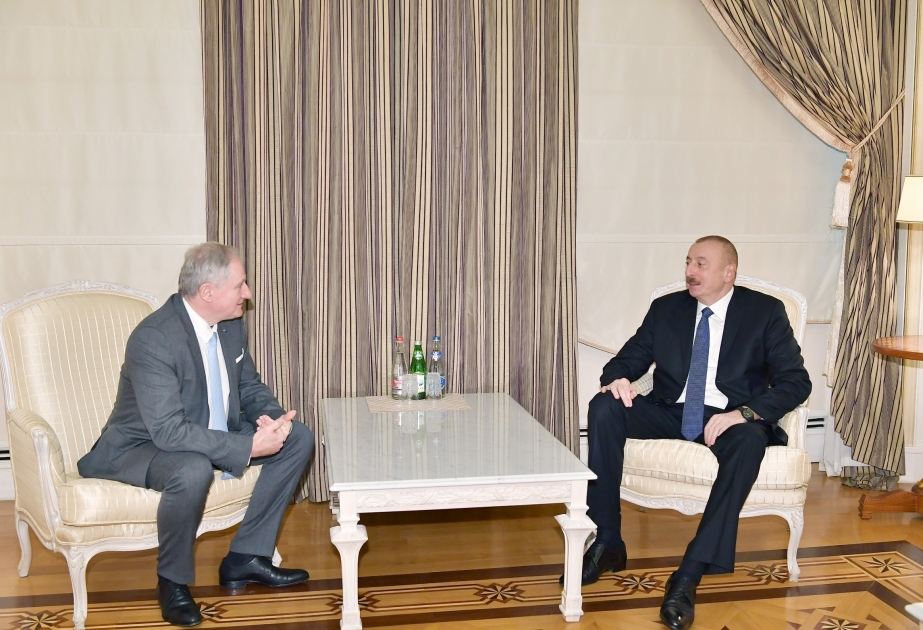 Staatspräsident Ilham Aliyev empfängt IAF-Exekutivdirektor VIDEO