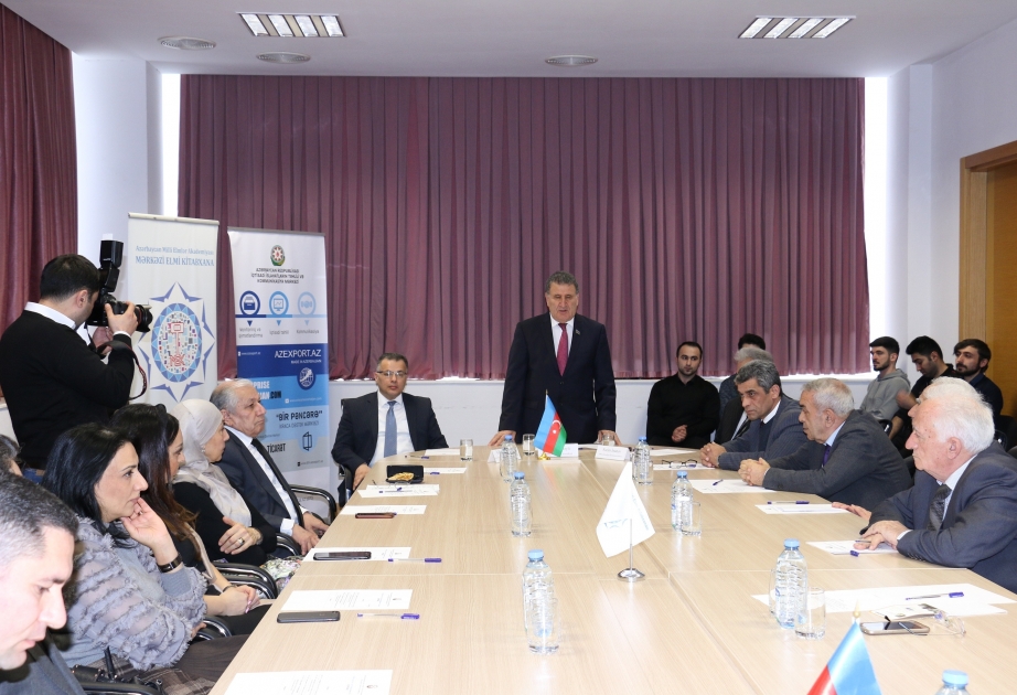“İqtisadi islahatlar: elm potensialının imkanları” mövzusunda müzakirələr aparılıb