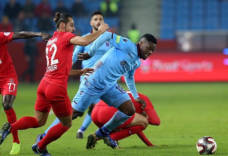 Türkiyə Kuboku: “Trabzonspor”-“Ümraniyəspor” oyununda qalib müəyyənləşməyib