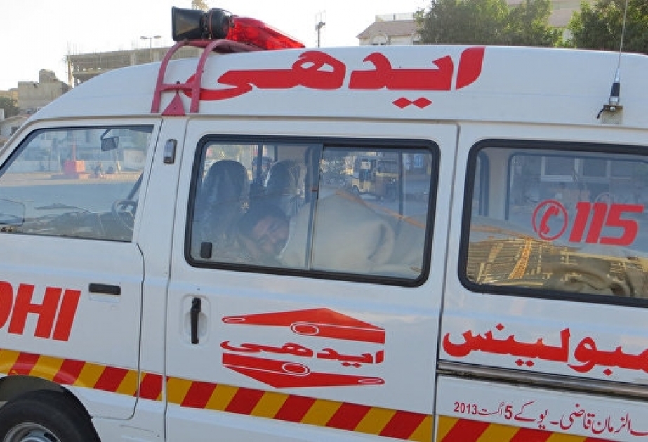 Pakistanda avtobus yanıb: 15 nəfər ölüb