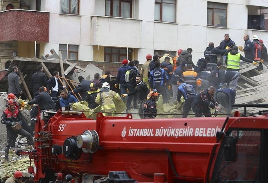 İstanbulda çökmüş binanın ərazisində çəkiliş qadağan olunub