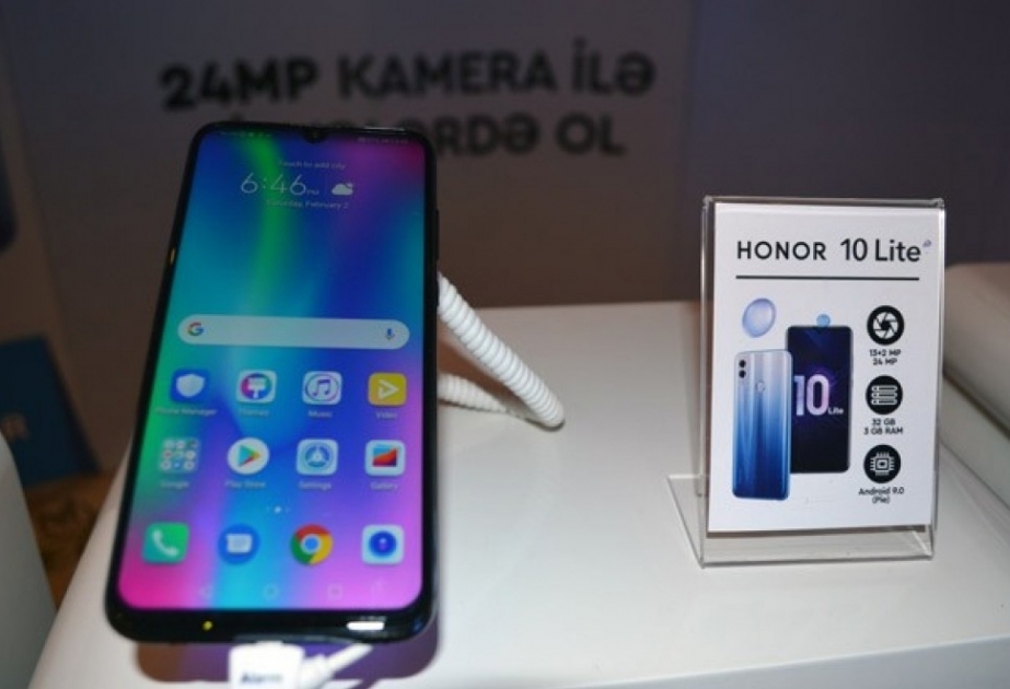 ®  İrşad Electronics провела презентацию нового смартфона Honor 10 Lite