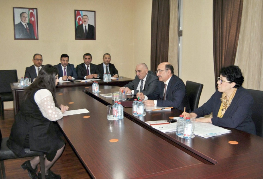 Mədəniyyət naziri Tovuzda vətəndaşları qəbul edib
