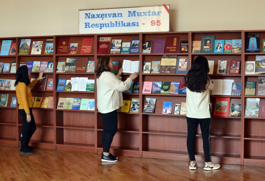 Milli Kitabxanada “Naxçıvan Muxtar Respublikası – 95” adlı kitab sərgisi açılıb