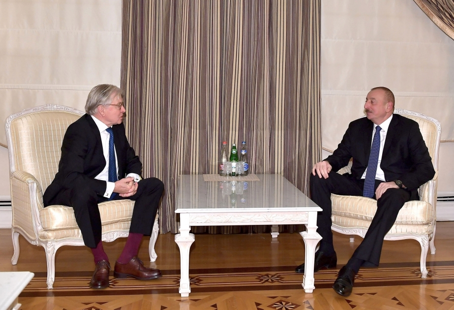 伊利哈姆·阿利耶夫总统接见荷兰-阿塞拜疆友好小组主席