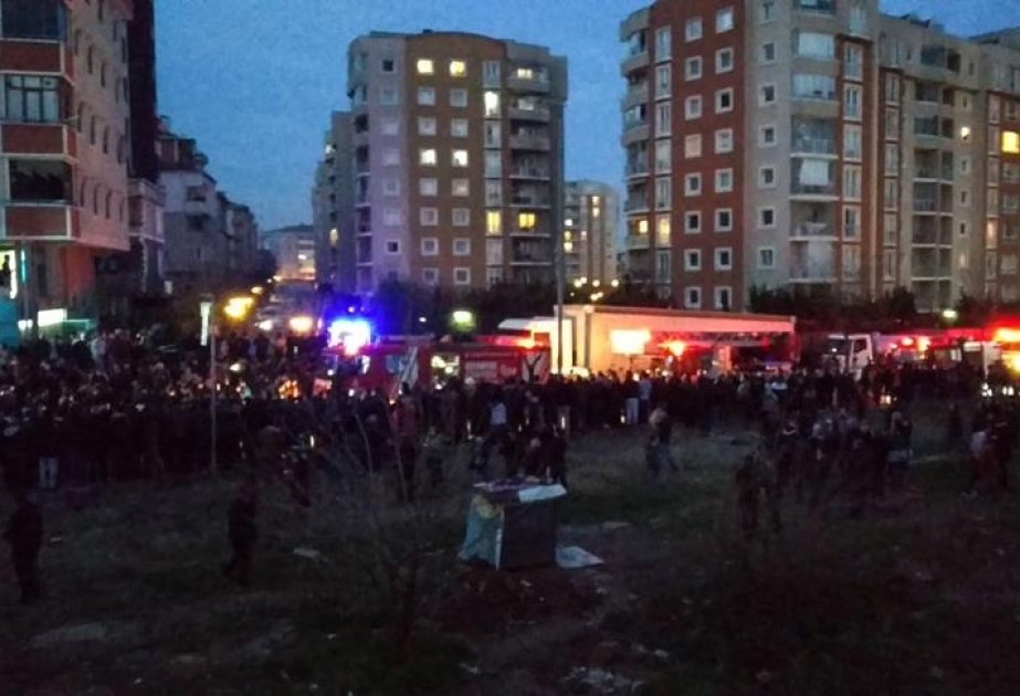 İstanbulda hərbi helikopter qəzaya uğrayıb