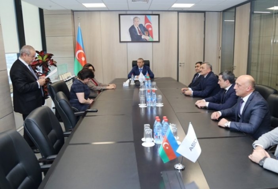 Dənizçilərə yubiley medalı təqdim edilib