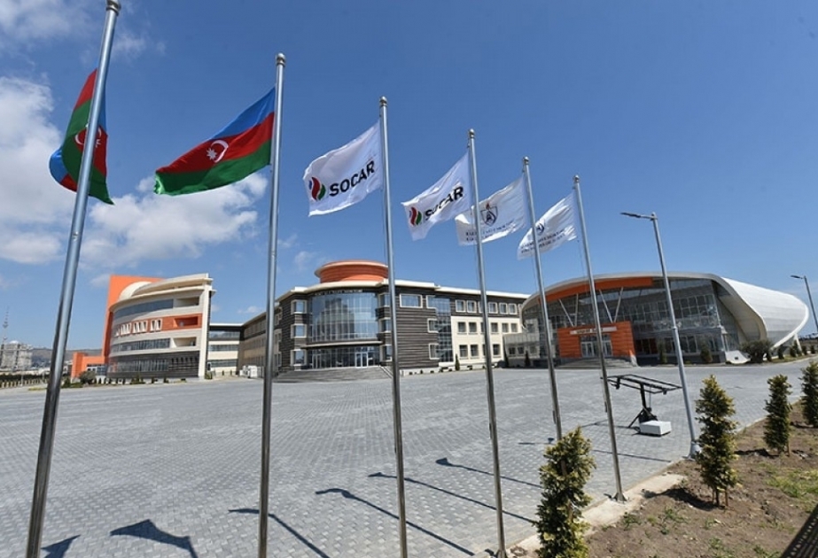 «Азеркосмос» провел семинар в Бакинской высшей школе нефти