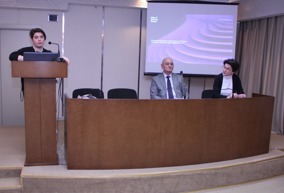 Beynəlxalq ekspert AzMİU-da professor-müəllim heyəti üçün seminar keçib