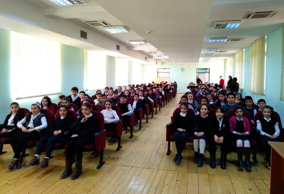“Sağlam məktəbli” layihəsi çərçivəsində növbəti maarifləndirmə tədbirləri Şəki və Şamaxıda keçirilib