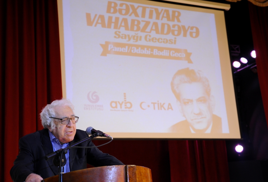 Dövlət Mahnı Teatrında Xalq şairi Bəxtiyar Vahabzadənin xatirəsi anılıb
