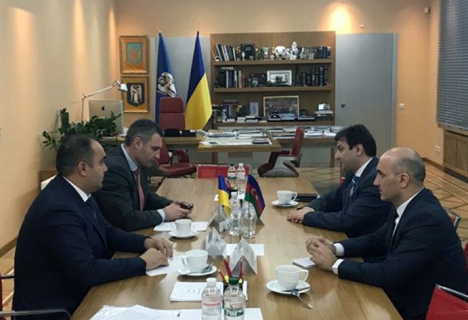 Azərbaycan şirkətlərinin Kiyevdəki infrastruktur layihələrdə iştirakı müzakirə edilib