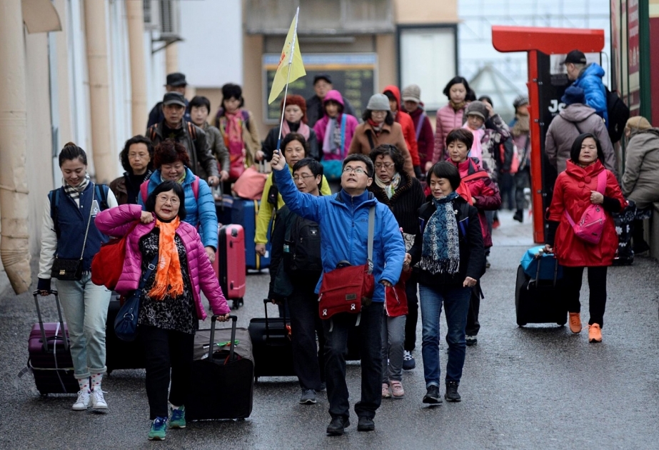Çin xaricə səyahət edən turistlərin sayına görə liderliyini qoruyur