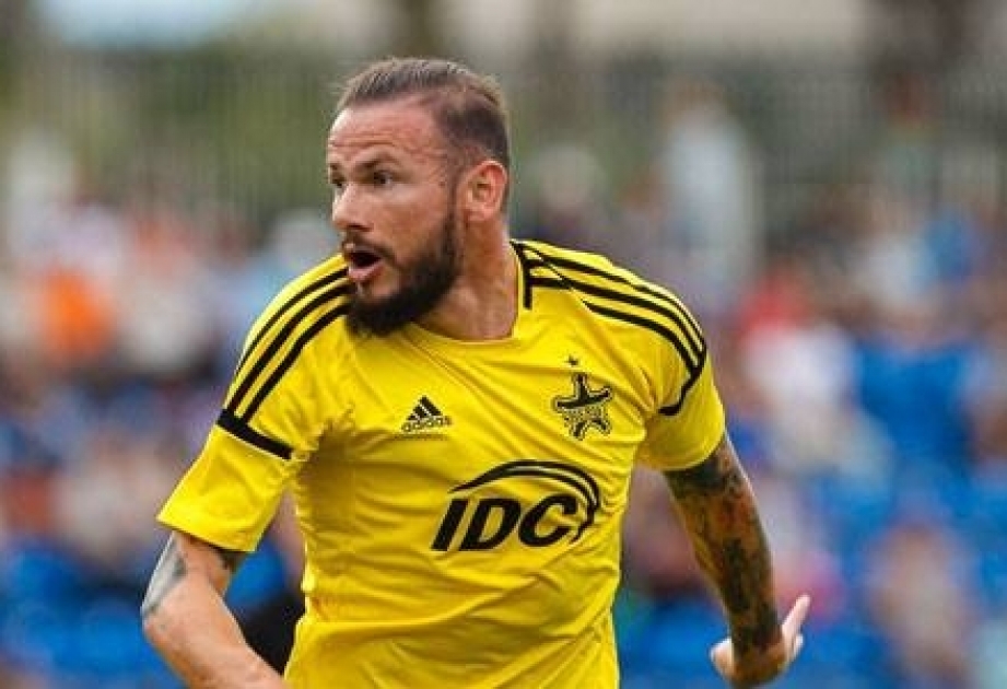 “Neftçi” klubu daha bir futbolçu transfer edib