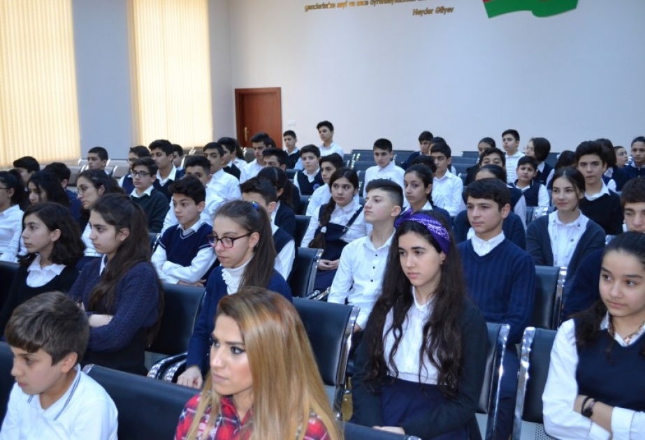 Bakı və Gəncə məktəbliləri ilə “Sağlam məktəbli” layihəsi çərçivəsində görüş keçirilib
