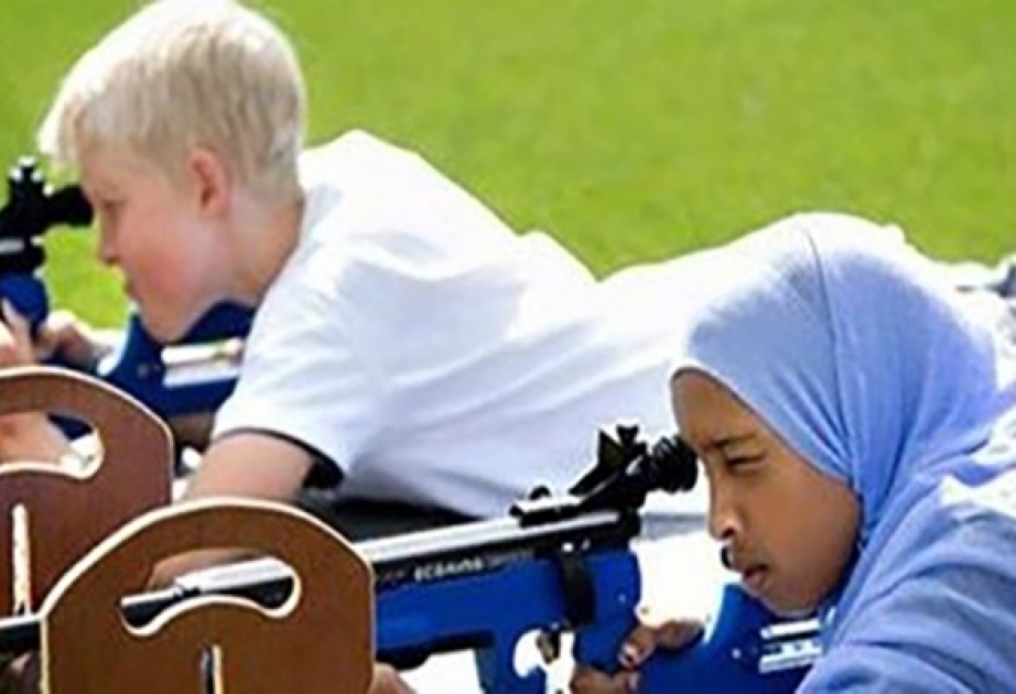 İsveç Üzgüçülük Federasiyasının sədri islamofob və ksenofob çıxışlarına görə istefaya göndərilib