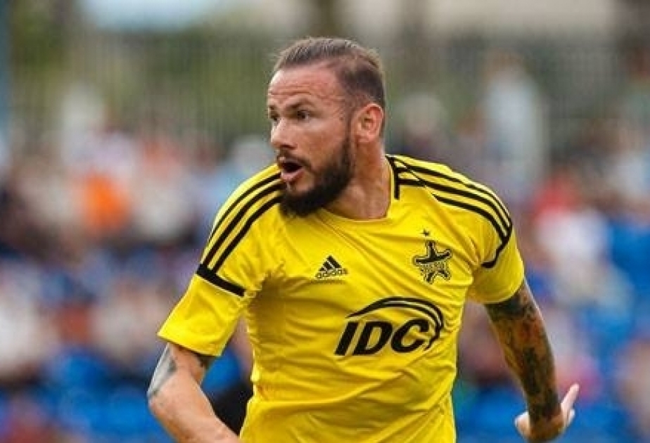 Neftchi Baku sign Moldovan defender