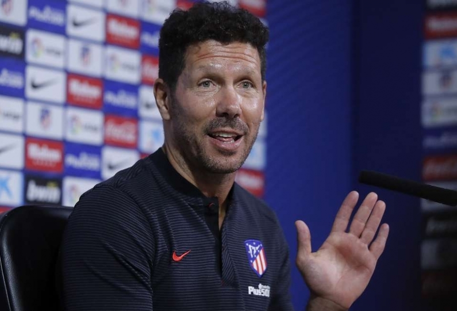 Atletico extends coach Simeone's contract until 2022
