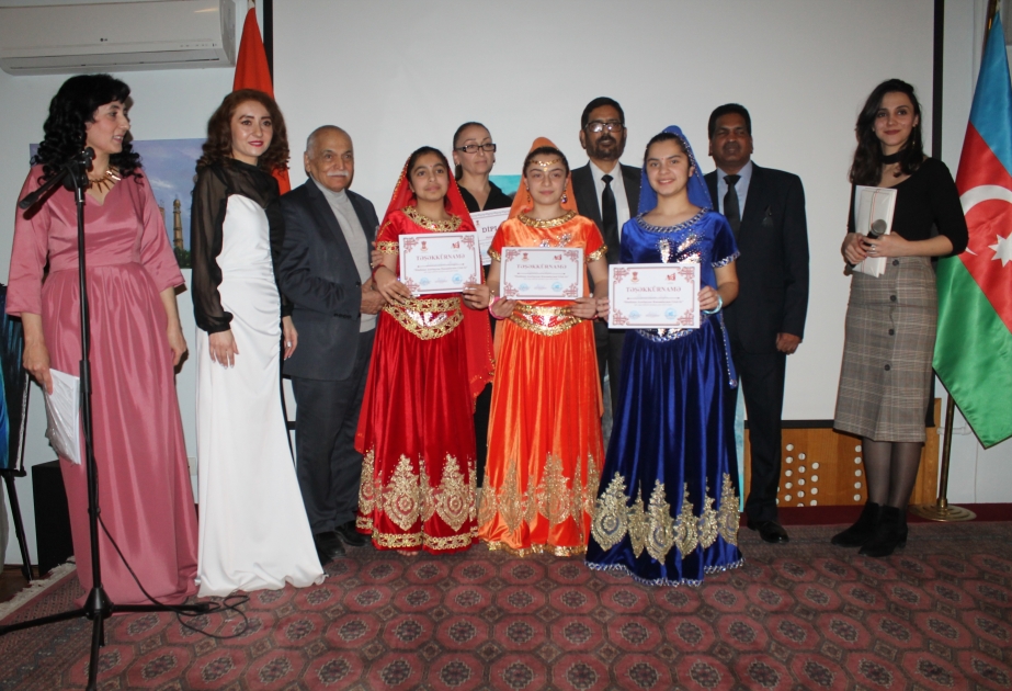 Hindistan Azərbaycan rəssamlarının gözü ilə