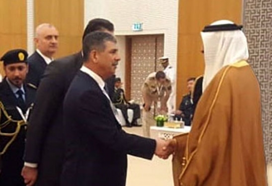 Azerbaijani defense minister meets with UAE minister of state for defense affairs


