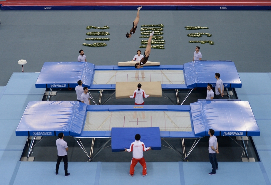 Belaruslu gimnastlar qadın batutçuların sinxron proqramında fərqləniblər VİDEO
