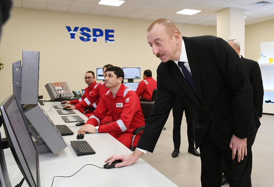 Präsident Ilham Aliyev weiht Polymeranlage “SOCAR Polymer“ in Sumgayit ein VIDEO