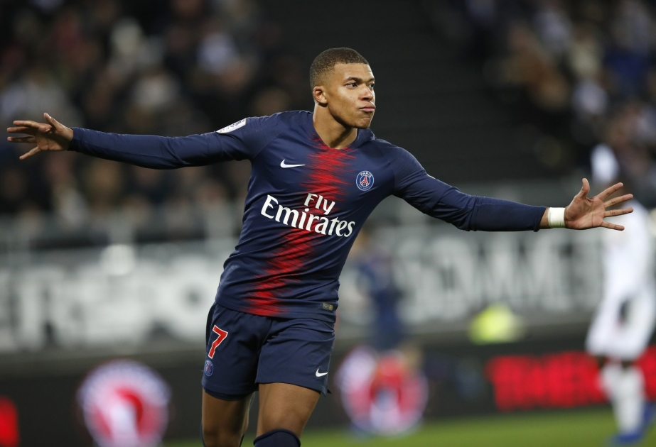 Kilian Mbappe Liqa 1 çempionatının XXV turunda rekorda imza atıb