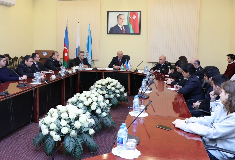 Gömrük Akademiyasının tələbələri müxtəlif dövlət qurumlarında təcrübə keçəcək
